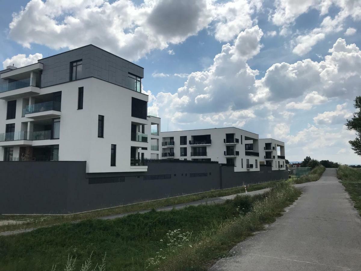 Greenbay Golf Apartments Trenčín المظهر الخارجي الصورة